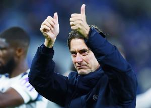 弗兰克：范德芬突破六人进球犹如梅西附体 可能是赛季最佳进球