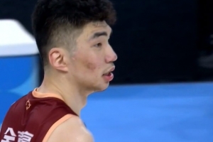 余嘉豪的欧洲之旅真的让他变得更强了 肉眼可见的体脂率降了很多