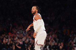 突然发力！尼克斯攻防压制灰熊 轰出19-0攻击波取得领先