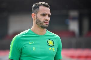 奥古斯托：蒂特是我经历过最伟大的教练，我想学习他的攻守平衡