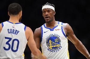 差距有点大！库里赛季至今罚球命中率93.5% 巴特勒87.2%