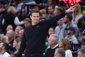 万箭齐发！爵士92投51中轰联盟本赛季新高152分 命中率高达55.4%