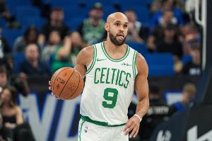 填满数据栏！怀特首节5中3拿到10分1板2助1断1帽