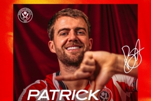 官方：32岁自由身前锋班福德加盟英冠谢菲联 合同至明年1月