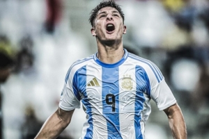 记者：巴萨在关注阿根廷U17前锋托马斯·德马蒂斯