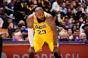 詹姆斯搭档皮蓬在公牛也能六冠？A·史密斯：他没有乔丹的心气