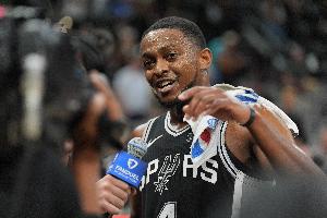 库里品牌将独立发展！Curry Brand旗下签约球星福克斯合同归属UA