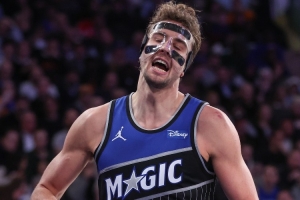 莫斯利：比赛没达到魔术水准 小瓦格纳总能挺身而出就是这么靠谱