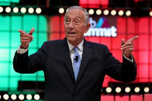 亲临督战！葡萄牙总统谈C罗缺阵：不会发表评论，天才有自己性格