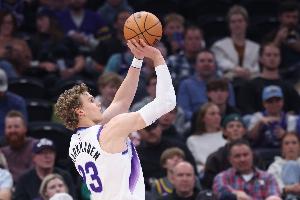 马尔卡宁最近4场场均38.3分！赛季至今8次30+ 仅次于SGA和字母哥