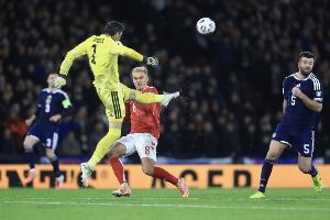 苦尽甘来！42岁的苏格兰门将：进世界杯，一切都值得