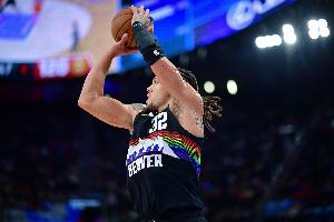 约老师最大帮手！阿隆-戈登因双侧腿筋伤病管理今天缺战鹈鹕