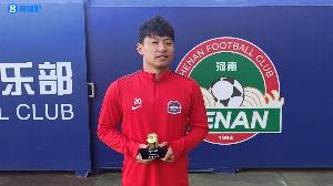 直播吧中超最佳|何超：C罗是值得学习的偶像，自己赛季表现不及格