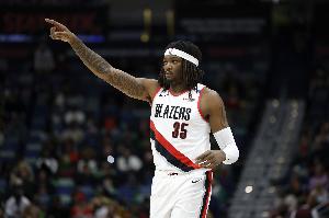 开拓者客战勇士 罗威本场比赛复出 格兰特也能够出战