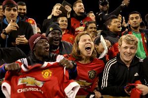 太阳报：曼联工作人员抽查客场球迷信息引发不满