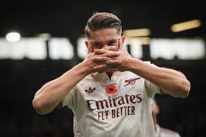 桑德罗：罗梅罗和范德芬能限制住约克雷斯 预测热刺1-0赢阿森纳